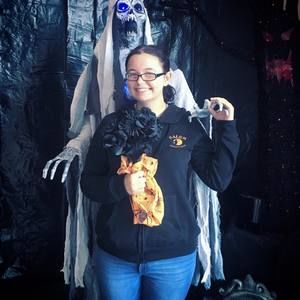 Meet your Posher, Wendy